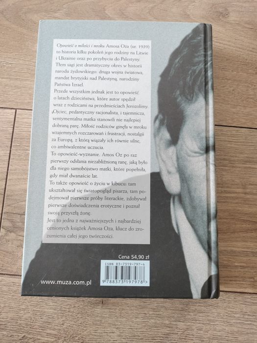 Opowiadanie o miłości i mroku