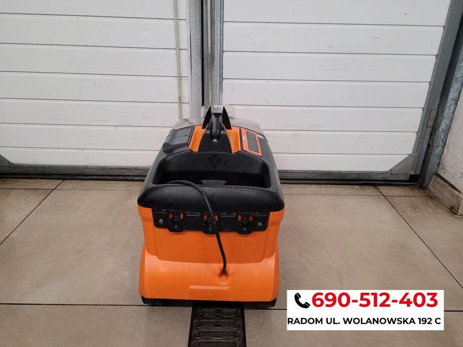 Odkurzacz Piorący Karcher Puzzi 10/1 * Profesjonalny * 2016 rok *