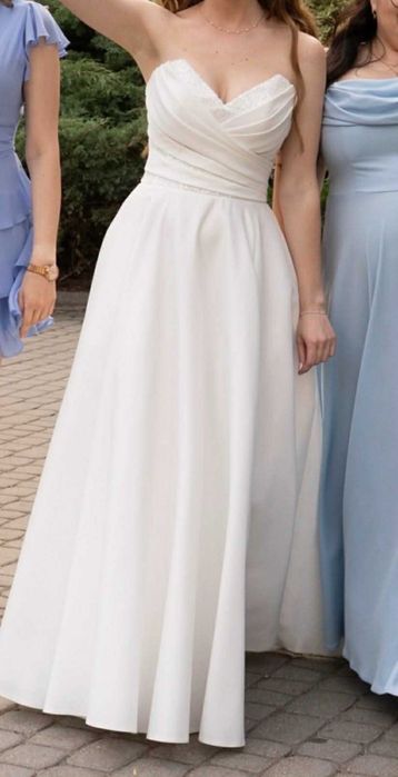 Suknia ślubna literka A błyszczące mikado