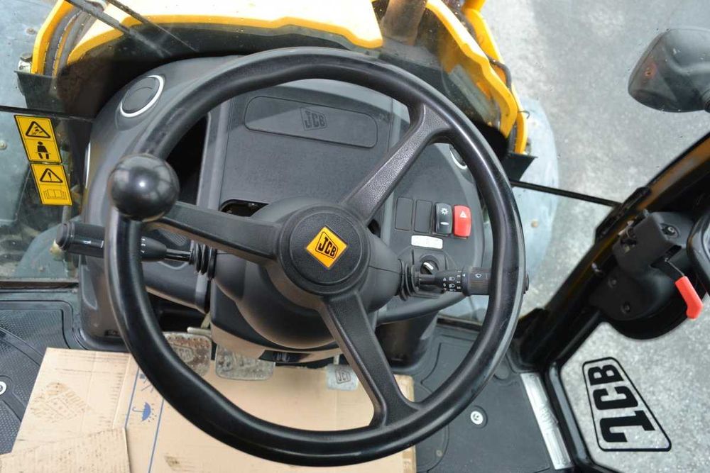 JCB 3CX Sitemaster koparko- ładowarka 2018 5051 mth