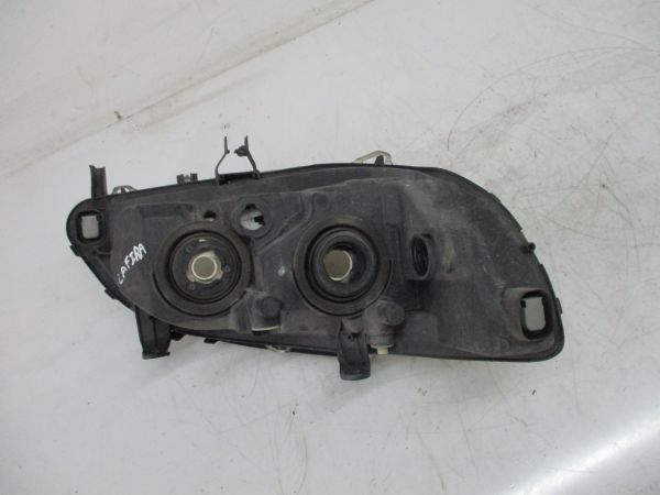 Ótica / farol esquerda OPEL Zafira A (F75_)