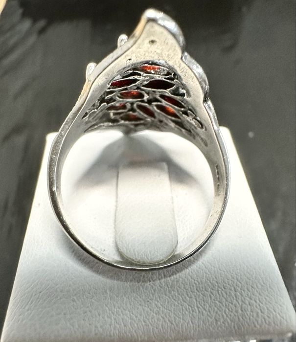 Srebrny pierscionek 925, z  granatami