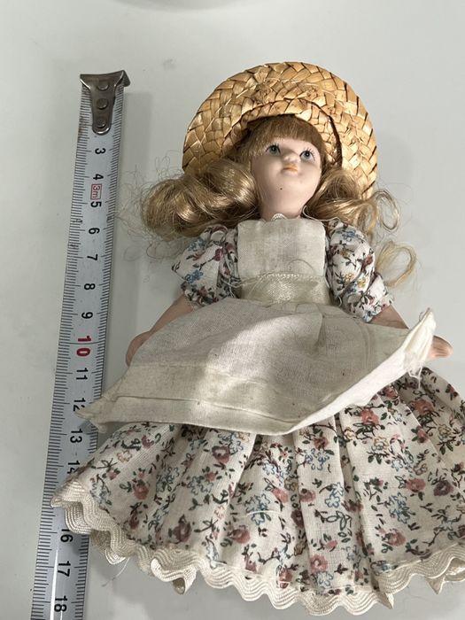 Lalka porcelanowa ania z zielonego wzgórza