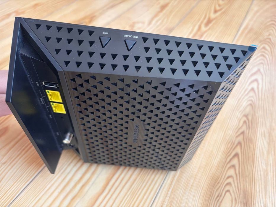 Router + Modem Netgear C6250 AC1600 NOVO (nunca usado)64750653990529123