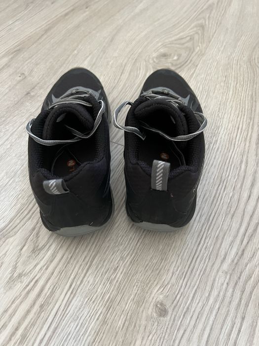 Ténis Merrell pretos