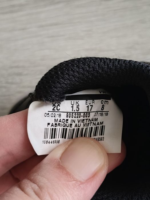 Кросівки Nike для малюків. Розмір 17, устілка 10,5см.