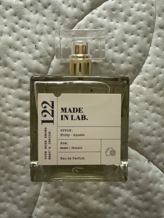 Perfumy made in lab 122