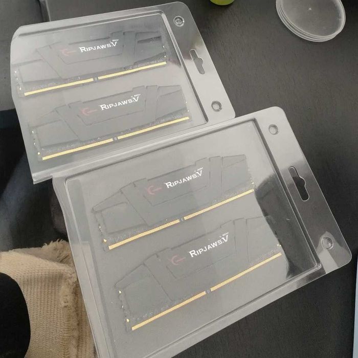 32gb RAM DDR4 3200mhz (4 x 8gb)  G.Skill Ripjaws