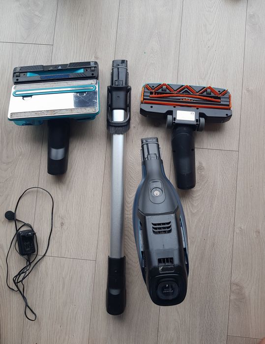 Odkurzacz pionowy Philips Speed Pro Aqua FC6728 3in1