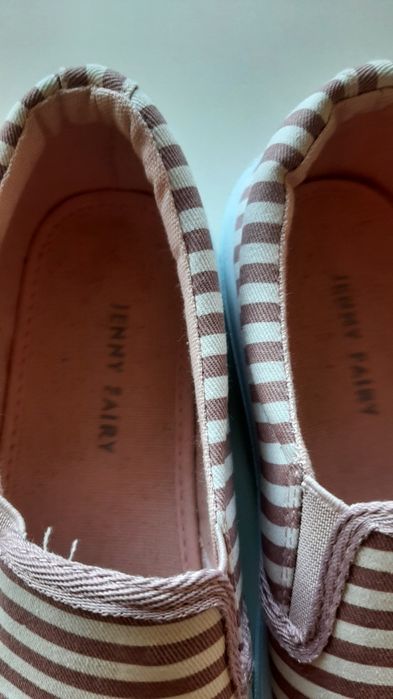 Buty wsuwane rozm.37