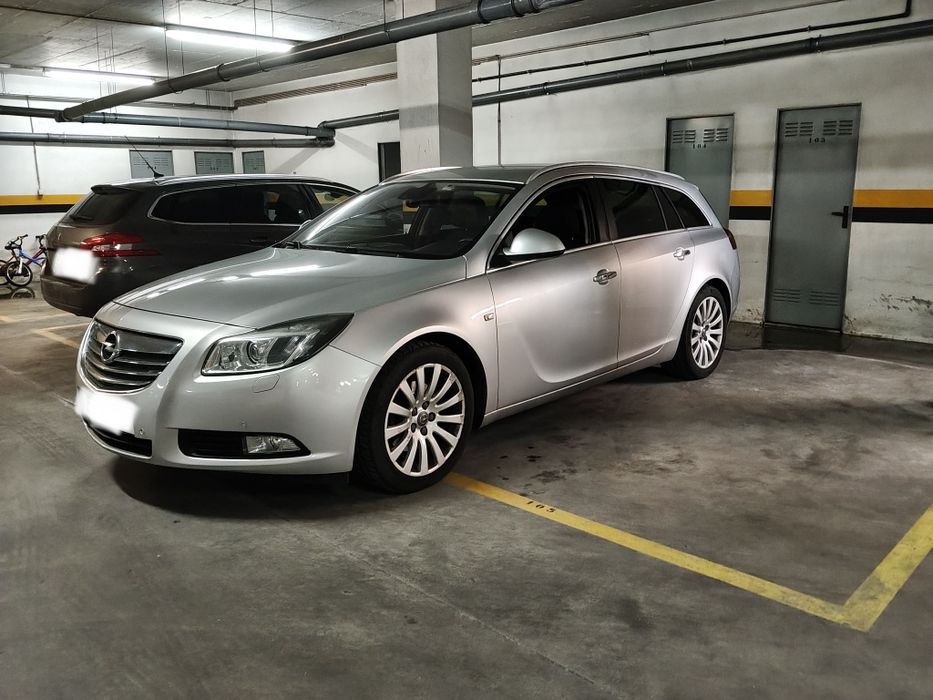 Opel Insignia Sports Tourer Prata