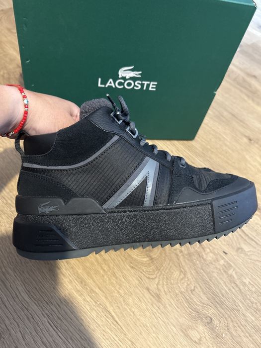 Женские ботинки Lacoste