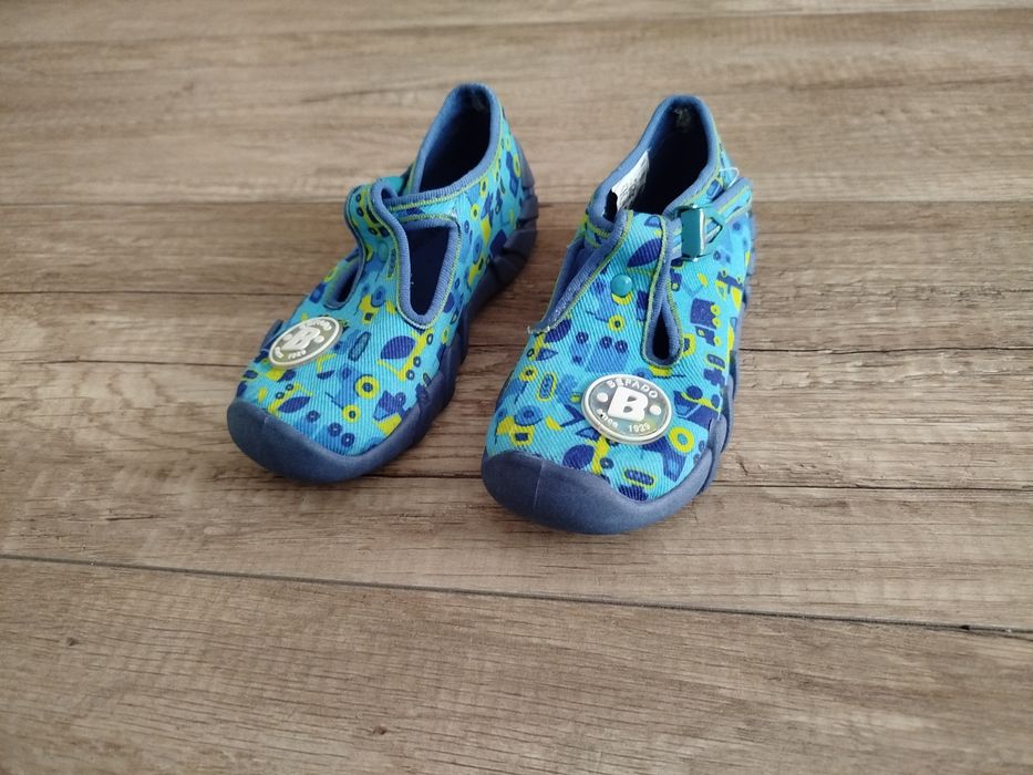 Kapcie Befado rozmiar 23