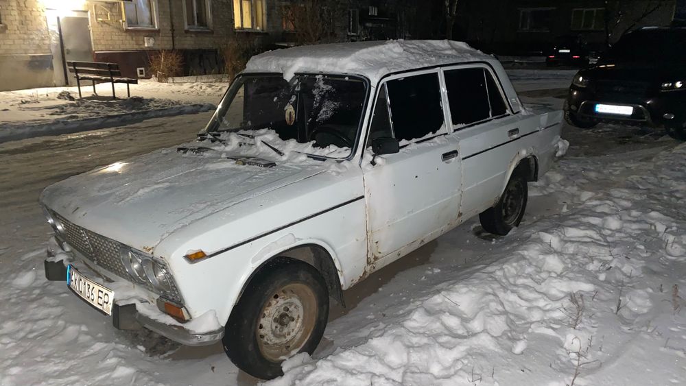 Продам ВАЗ 2103 1983год