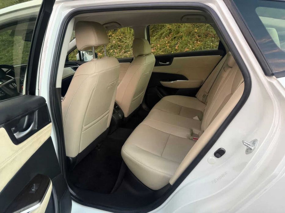 Honda Clarity      2019