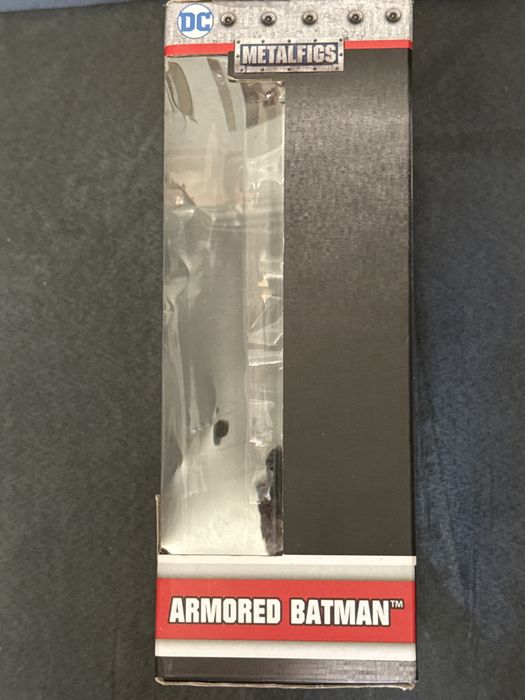 Batman figura em metal