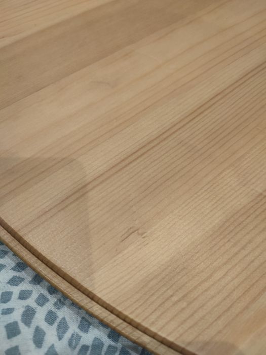 Mesa redonda em madeira IKEA Gamlared