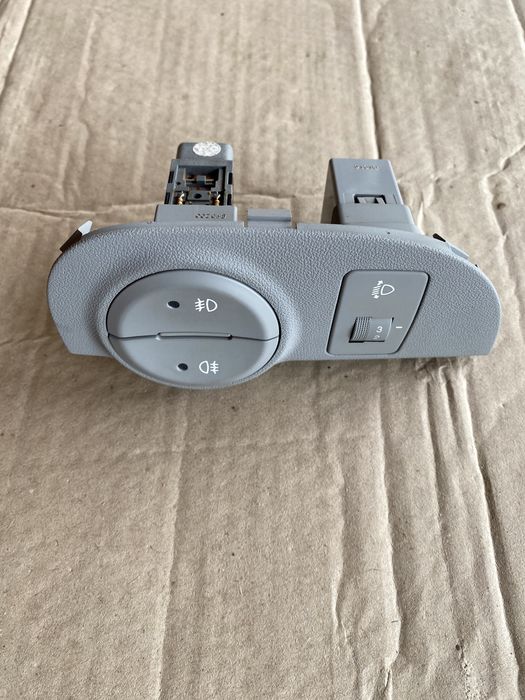 Кнопки ПТФ. Хюндай Акцент.Hyundai Accent 3.