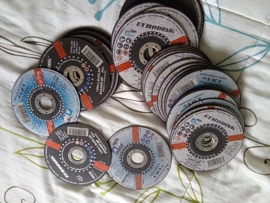 Discos para rebarbadora de 125x1x22,23 novos