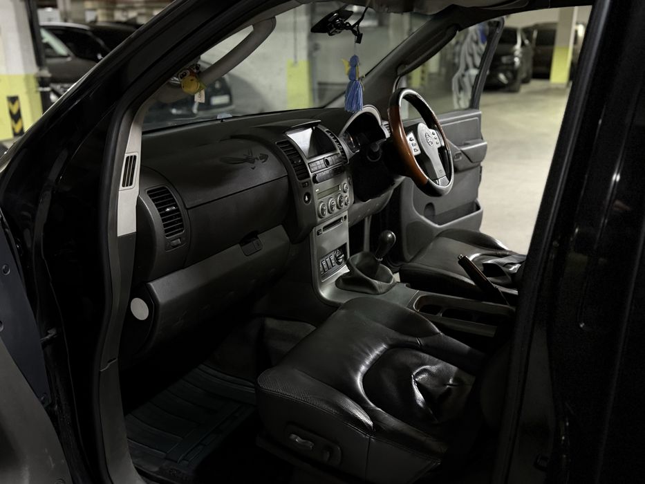 Nissan Pathfinder R51