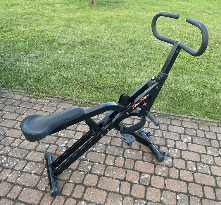 Trenażer urządzenie do cwiczeń.