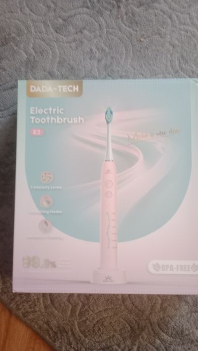 NOWA Szczoteczka Soniczna Dada-Tech E2 Różowa + Zestaw 7 Końcówek