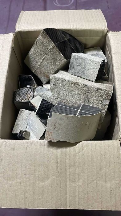 Продати каталізатор Купуємо каталізатори та сажові фільтри Чесна ціна Швидкий розрахунок Продать катализатор