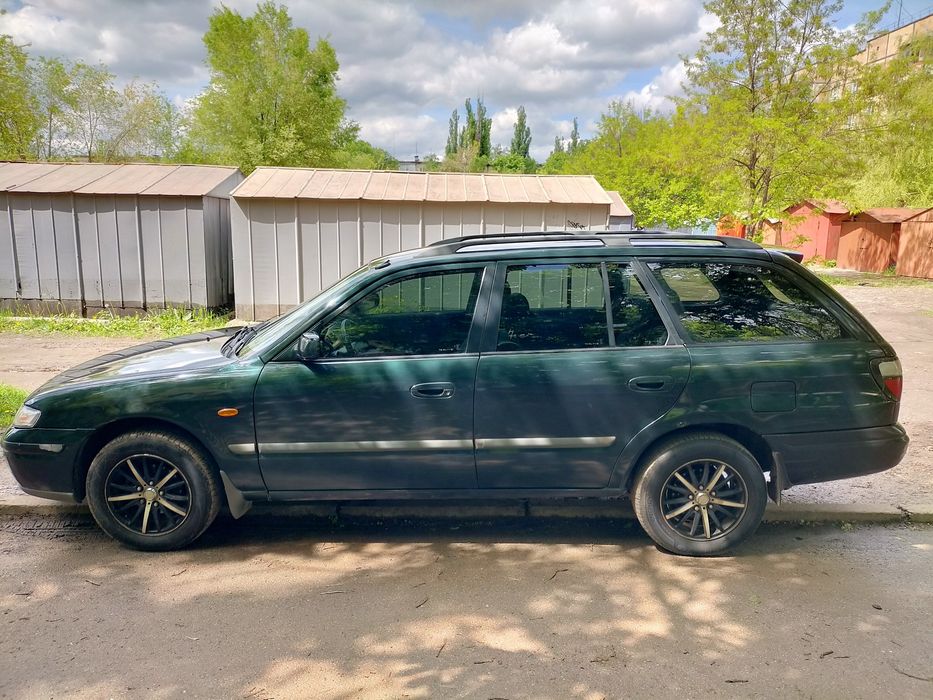 Mazda Мазда 626 універсал Автомат, газ бензин 2.0