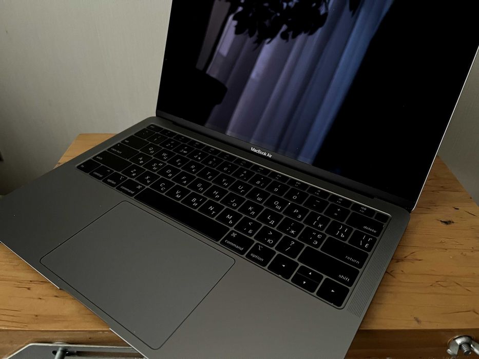 macbook air 2018 256 - купити ноутбуки - Ціна на OLX.ua