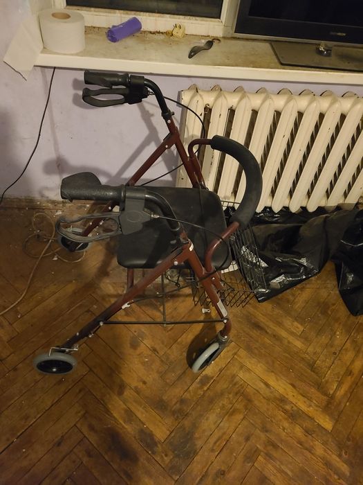 Ходунки для дорослих