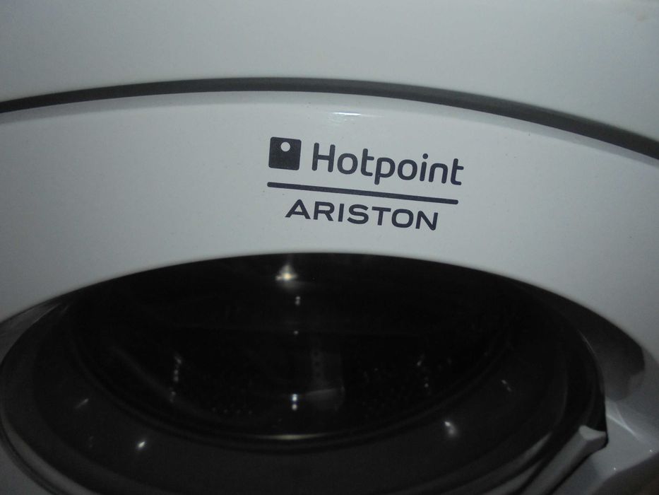 Maquina lara ARISTON - HOTPOINT - 7KG / Òtimo estado