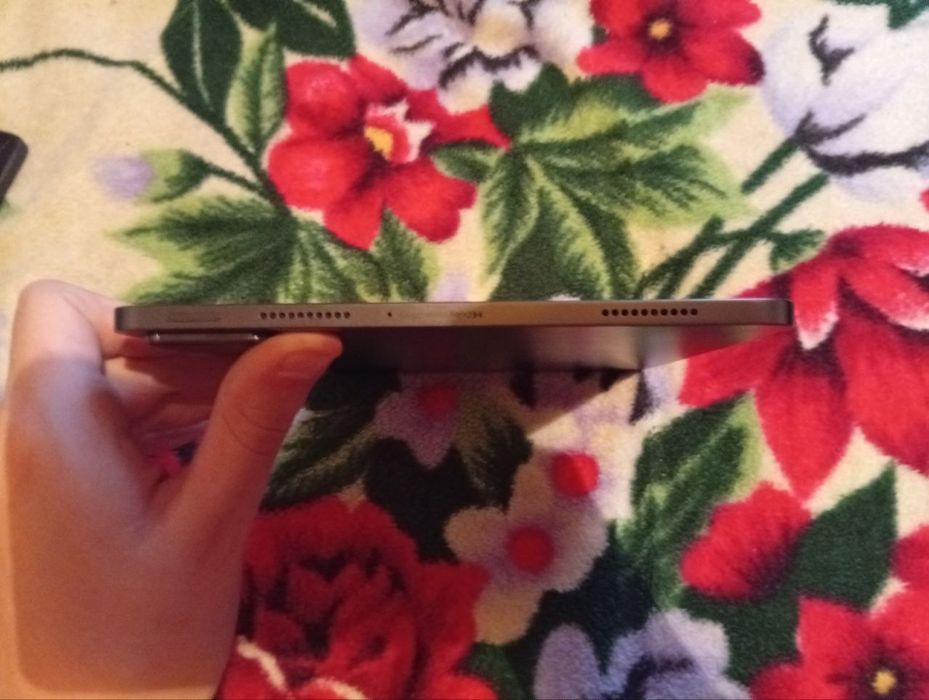 Срочно продам Xiomi pad 7 pro 8+8/256 WI-FI GRAY