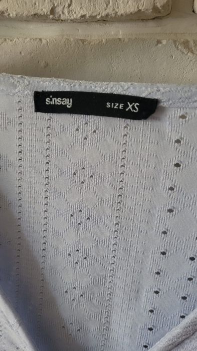 Bluzka błękitna ze ściągaczem