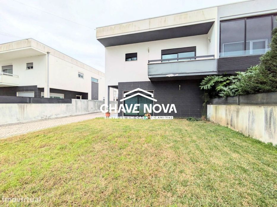 Moradia Geminada T4 na Palhaça, em Oliveira do Bairro