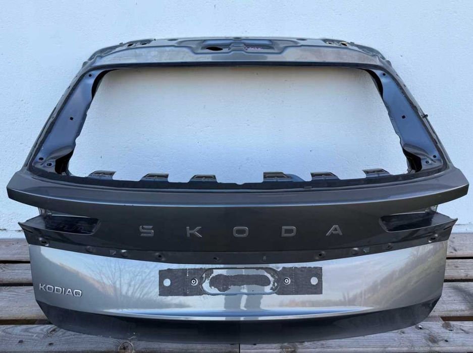 Skoda Kodiaq II 57H Кришка багажника