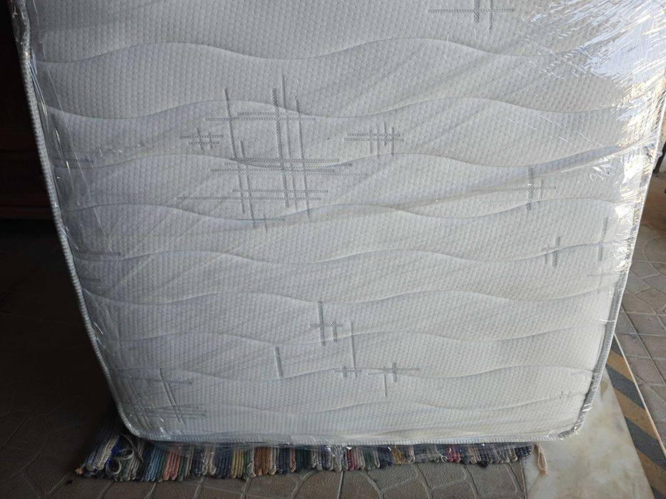 Colchão adriático 200x090 cm Mola Ensacada+ Viscoelástico