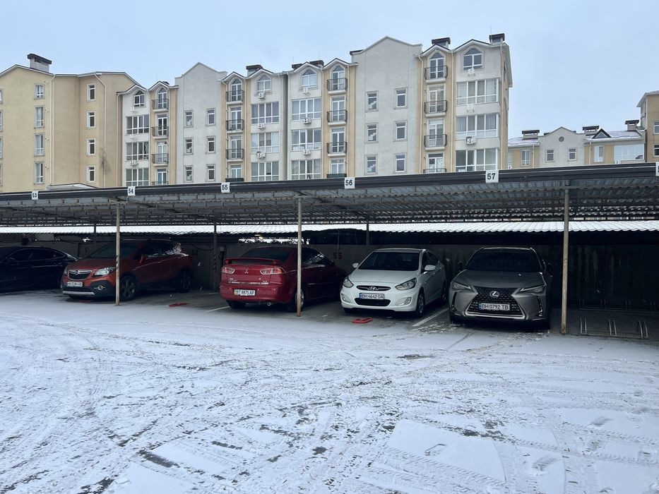 ЖК Смарт с ремонтом, мебелью,техникой,паркингом, кладовкой. от хозяина