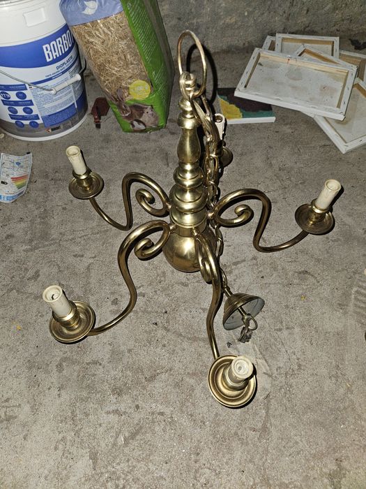 Diversos candeeiros para venda