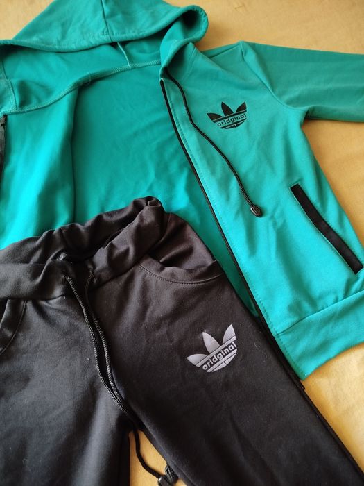 Спортивний костюм