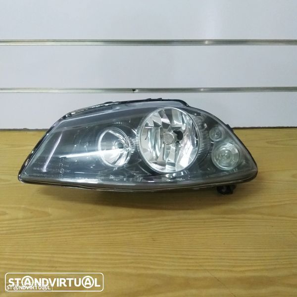 Farol Seat Ibiza modelo: 2002 até 2008 novo