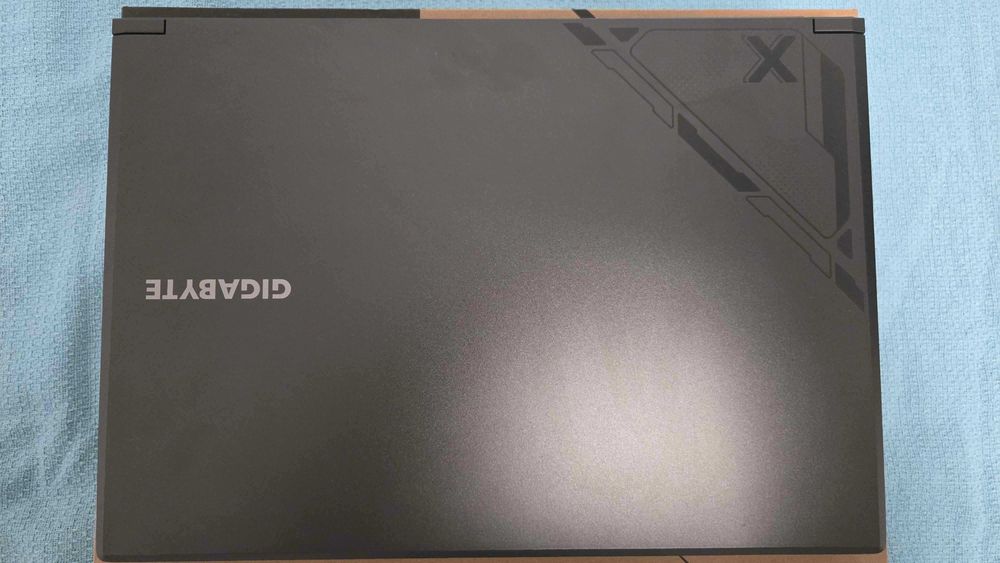 Portatil Gaming Gigabyte G6X