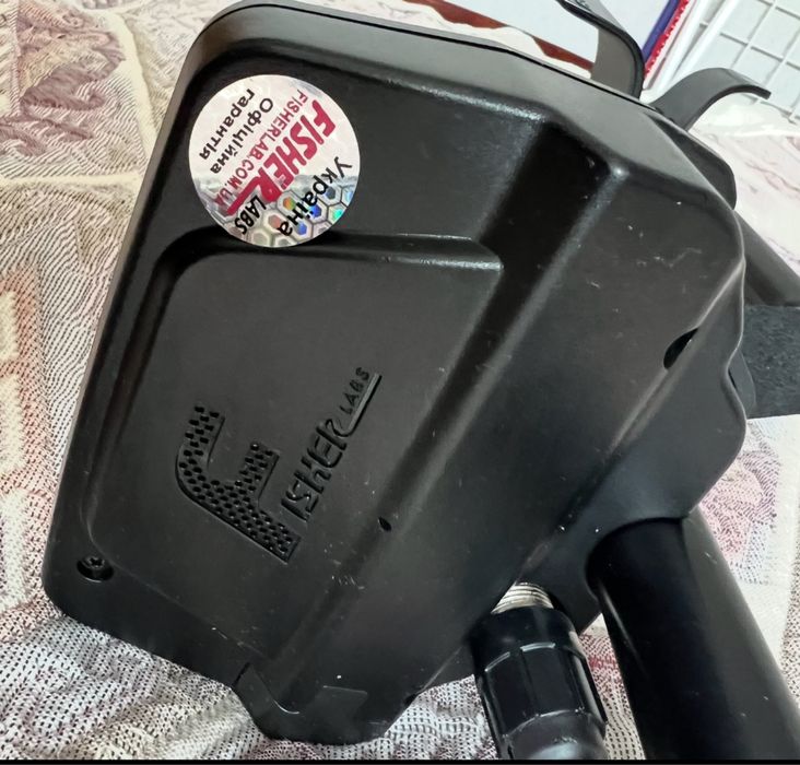 Металлоискатель Fisher F22