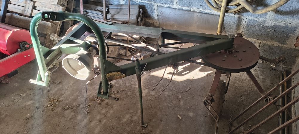 Przetrząsarka przetrząsacz karuzelowy Z-218