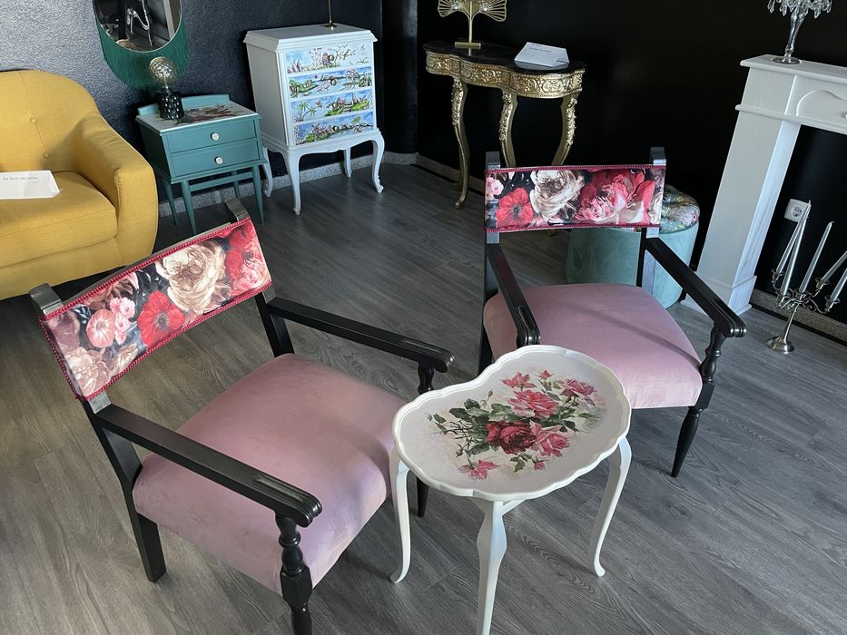 Moveis antigos restaurados