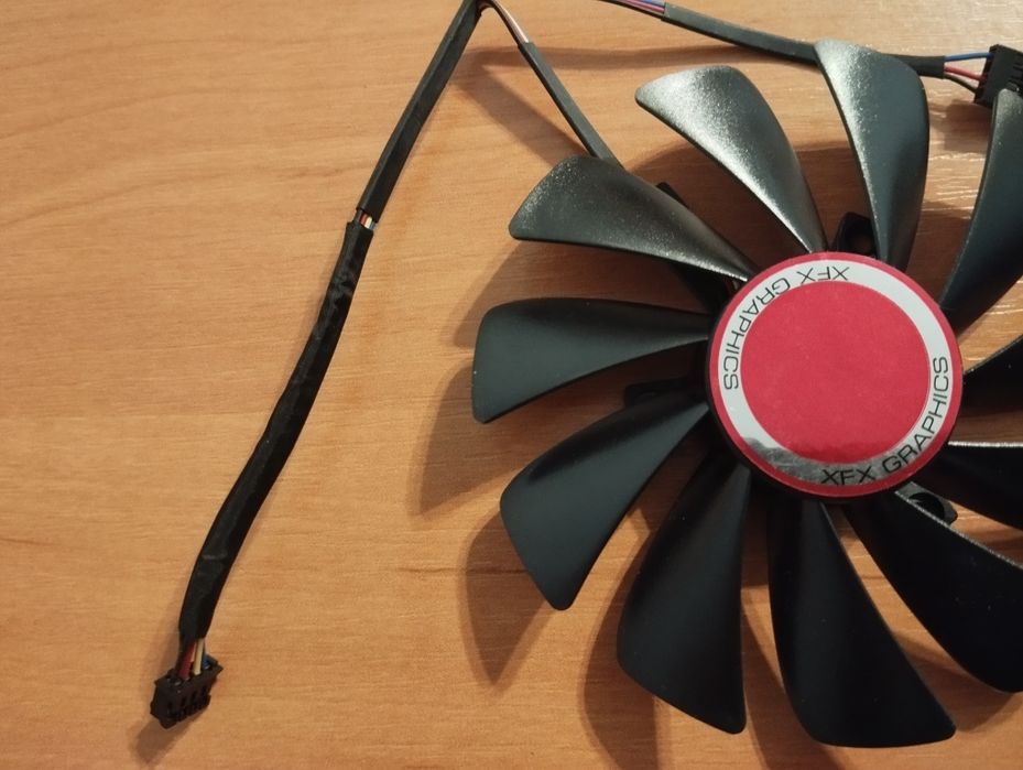 Вентилятор куллер  XFX 95mm CF1010U12S FDC10U12S9-C