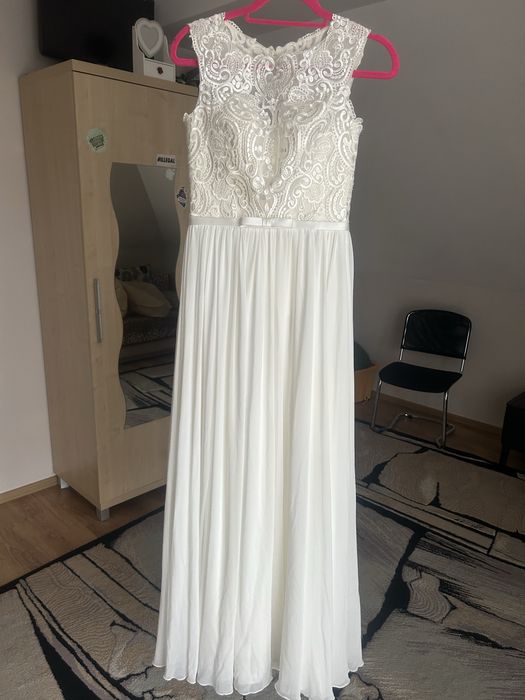 Suknia ślubna muślinowa haft S salon Demi