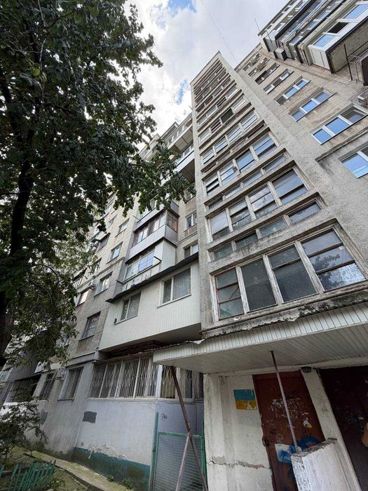 Продам 3-кімнатну квартиру в спецпроекті, вул. Старорізнична/Преображенська
