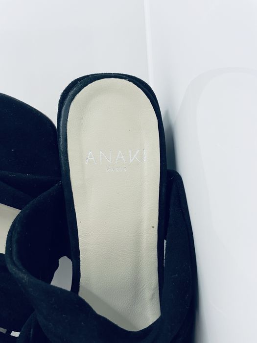 Czarne sandały Anaki Paris 39