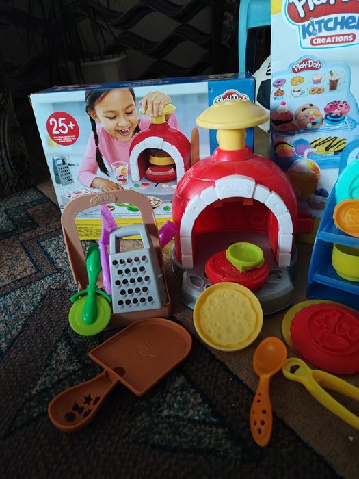 Набір Play-Doh Печемо піцу