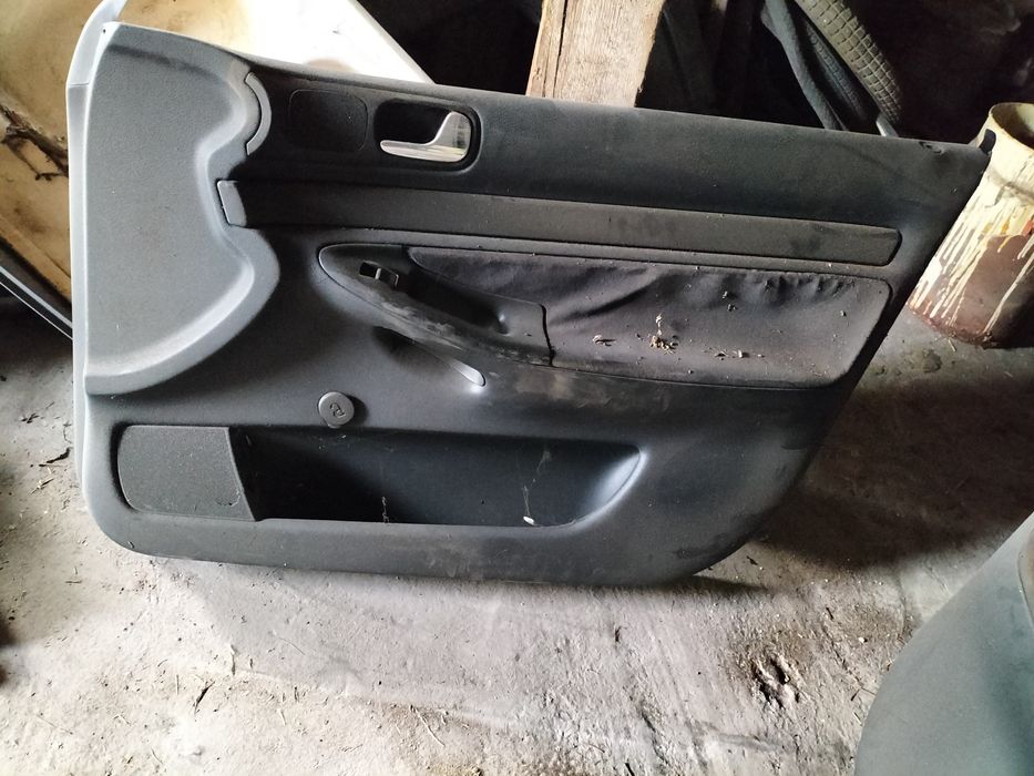 Tapicerka boczek  i nie tylko audi a3
